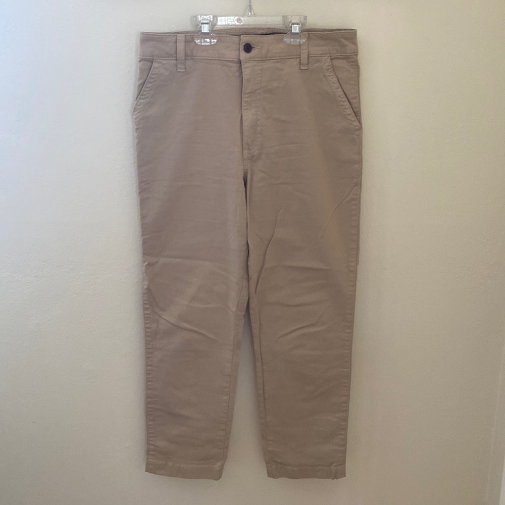 Abercrombie and Fitch khaki trouser pants 28 short